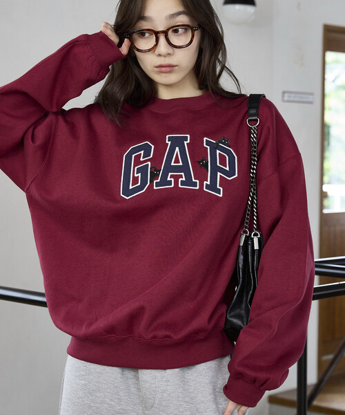 GAP(ギャップ)の「PUBLUX × GAP/ギャップ 別注 アーチロゴ ×キャット 裏起毛 スウェット 限定展開(スウェット・メンズ・ライトグレー/ブラウン/ボルドー/サックスブルー・MEDIUM/LARGE/SMALL)」の10枚目の写真