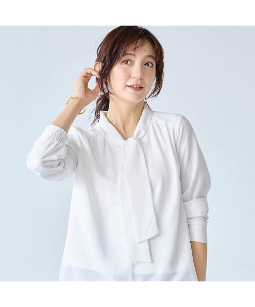 Belle Maison(ベルメゾン)の「綿素材の裏カットソー付きボウタイブラウス(シャツ/ブラウス・レディース・イエロー系その他/オフホワイト/ブルー系その他3/ブルー系その他2/ブルー系その他/ネイビー・S/M/L)」の10枚目の写真