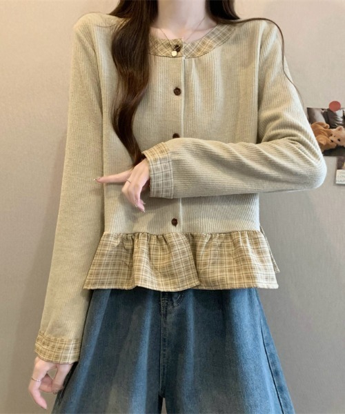 AMAJI(アマジ)の「チェック柄 フリル切替 シャツ(シャツ/ブラウス・レディース・ライトブルー/ベージュ/ダークグレー・FREE)」の4枚目の写真