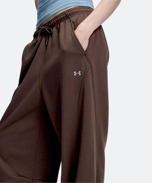 UNDER ARMOUR(アンダーアーマー)の「UAパフォーマンス ライトウエイト スウェット パンツ(トレーニング/レディース)(その他パンツ・レディース・ベージュ・XL/L/M)」の4枚目の写真