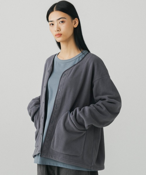 +phenix(プラスフェニックス)の「+phenix(プラスフェニックス)FLEECE LINER JACKET / フリースライナージャケット(ノーカラージャケット・メンズ・グレー/ブラック・M/L)」の1枚目の写真
