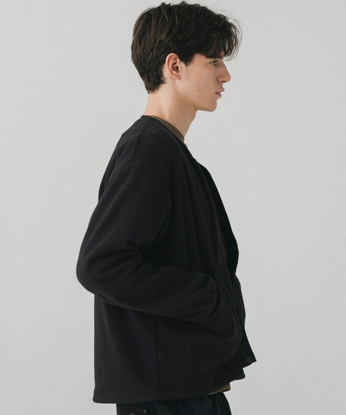 +phenix(プラスフェニックス)の「+phenix(プラスフェニックス)FLEECE LINER JACKET / フリースライナージャケット(ノーカラージャケット・メンズ・グレー/ブラック・M/L)」の6枚目の写真