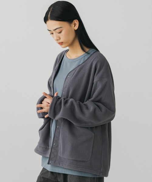 +phenix(プラスフェニックス)の「+phenix(プラスフェニックス)FLEECE LINER JACKET / フリースライナージャケット(ノーカラージャケット・メンズ・グレー/ブラック・M/L)」の8枚目の写真