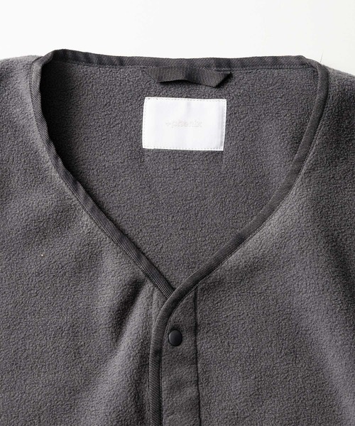 +phenix(プラスフェニックス)の「+phenix(プラスフェニックス)FLEECE LINER JACKET / フリースライナージャケット(ノーカラージャケット・メンズ・グレー/ブラック・M/L)」の17枚目の写真