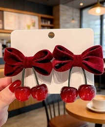 Mayree（メイリー）の「【urge select】さくらんぼ リボン ヘアクリップ 【2個セット】（バレッタ/ヘアクリップ）」
