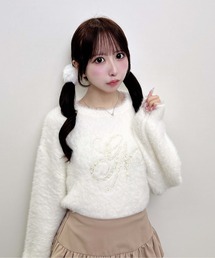 イニシャルビジューロゴフェザーニット