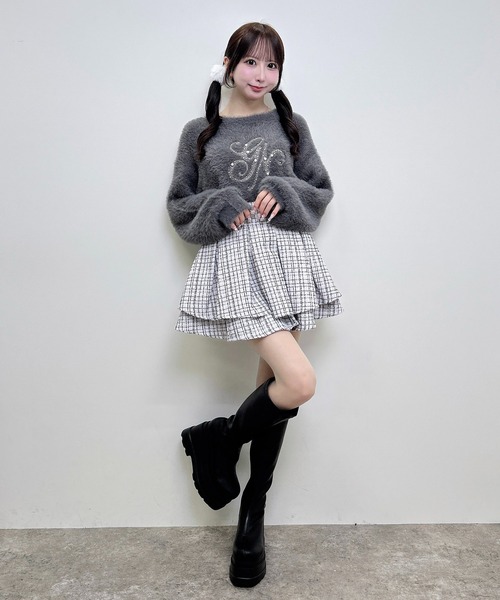 INGNI(イング)の「イニシャルビジューロゴフェザーニット(ニット/セーター・レディース・チャコールグレー/ベージュ/アイボリー/ピンク・M)」の19枚目の写真