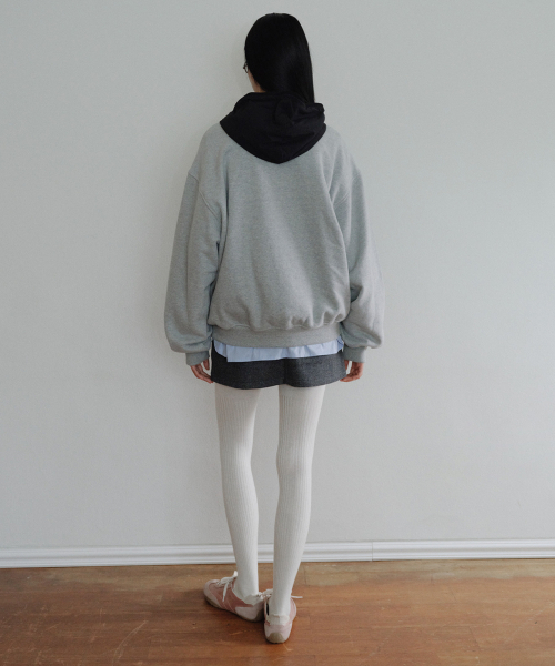 EN OR（エンオール）の「[CORE] OVERSIZED TWO-TONE ZIP-UP HOODIE - GREY（パーカー・レディース・その他・FREE）」の4枚目の写真