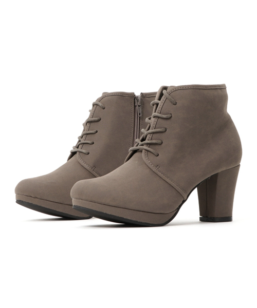 REAL CUBE(リアルキューブ)の「 レースアップアンクルショートブーツ・ブーティー REAL CUBE(ブーツ・レディース・モカ/ダークブラウン/ブラック/カーキ/ブラック系その他・L/M)」の5枚目の写真