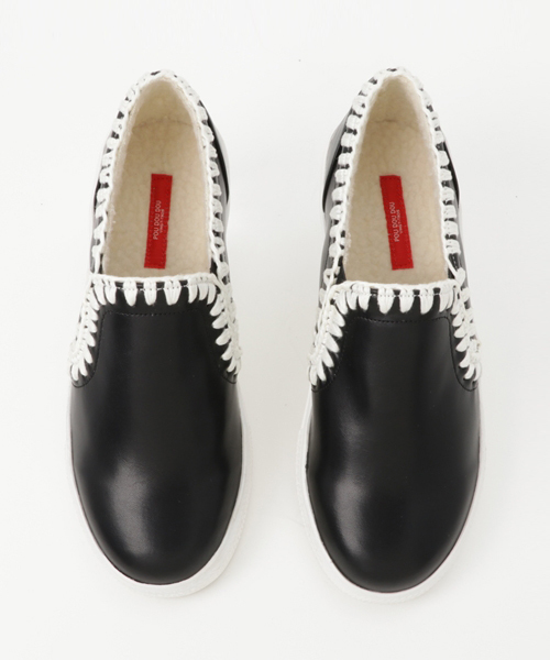 POU DOU DOU(プードゥドゥ)の「ハマグリステッチボアスリッポン(スリッポン・レディース・アイボリー/ブラック・4/3)」の10枚目の写真