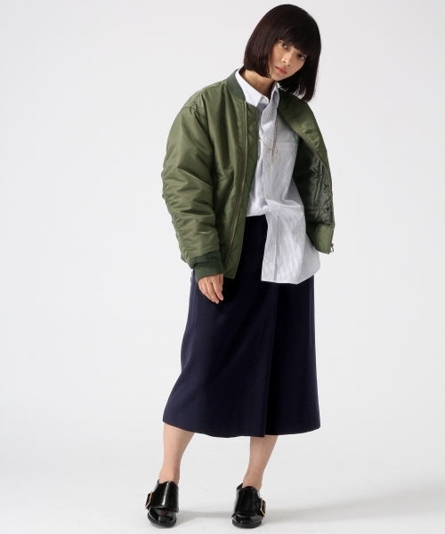 HARE（ハレ）の「BIG MA-1( HARE)（MA-1・レディース・ネイビー/カーキ/ベージュ・MEDIUM/SMALL）」の21枚目の写真