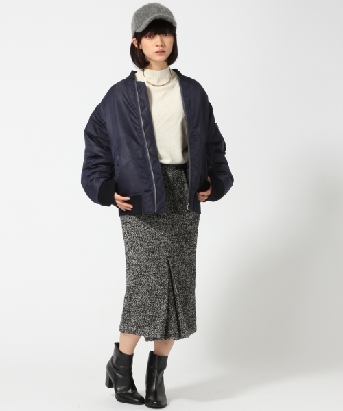 HARE（ハレ）の「BIG MA-1( HARE)（MA-1・レディース・ネイビー/カーキ/ベージュ・MEDIUM/SMALL）」の22枚目の写真