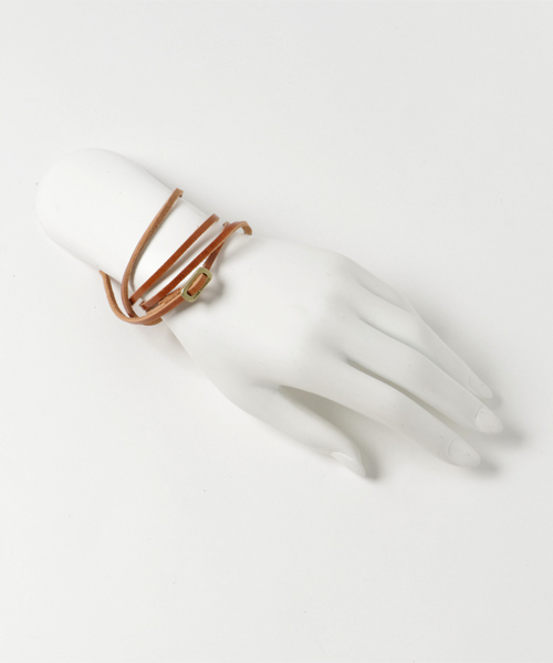 NANO universe（ナノユニバース）の「ITY 4連ブレスレット（ブレスレット・メンズ・ブラック/キャメル/ダークブラウン・FREE）」の5枚目の写真