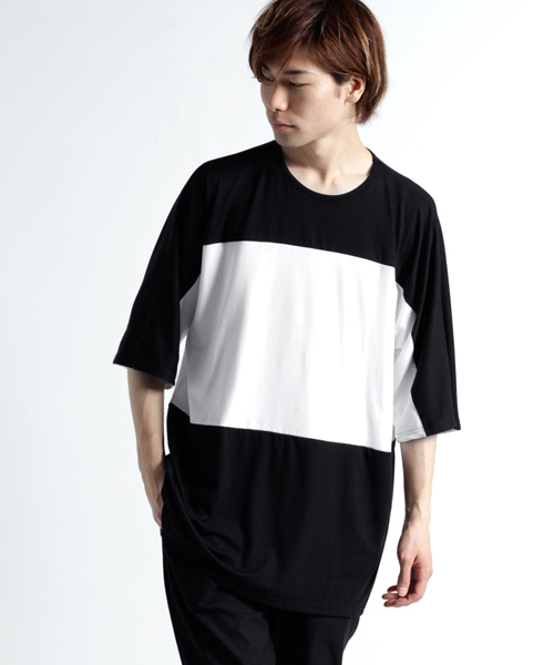 MONO-MART(モノマート)の「センターバイカラーBIG カットソー/TRストレッチ(Tシャツ/カットソー・メンズ・ブラック系その他/グレー系その他/ブルー系その他/ブルー系その他2/ベージュ系その他/グリーン系その他・FREE)」の21枚目の写真