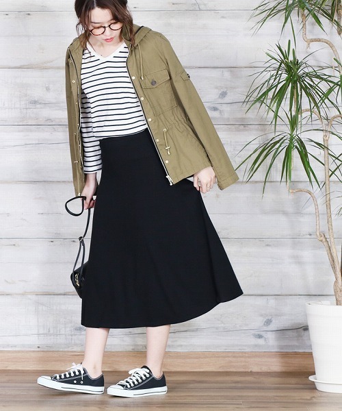 reca（レカ）の「ウエストゴムで楽々☆ミモレ丈スウェットフレアスカート（スカート・レディース・ブラック/ダークグレー・FREE）」の8枚目の写真