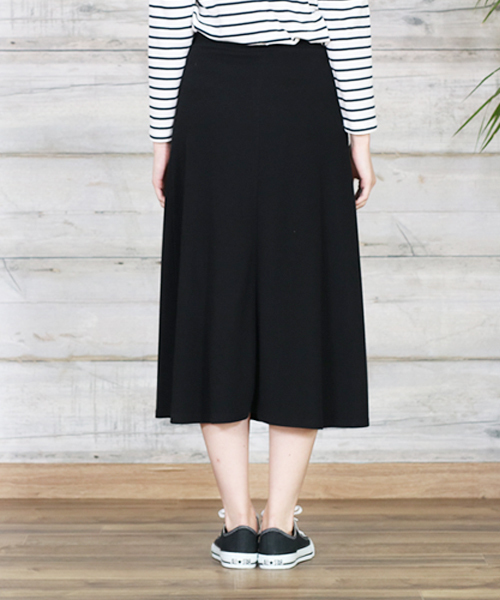 reca（レカ）の「ウエストゴムで楽々☆ミモレ丈スウェットフレアスカート（スカート・レディース・ブラック/ダークグレー・FREE）」の10枚目の写真
