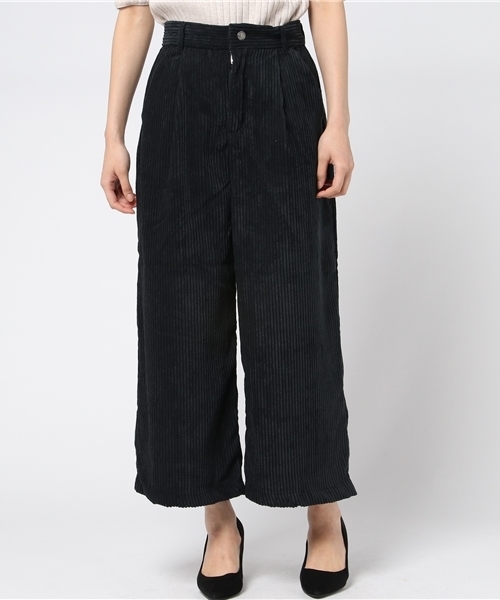 Honeys（ハニーズ）の「あたたかみのあるコーデュロイ生地ワイドパンツ（その他パンツ・レディース・ブラック/ピンク/ベージュ/ブルー・L/M）」の2枚目の写真