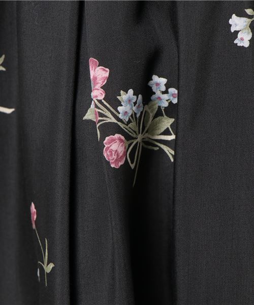 LODISPOTTO（ロディスポット）の「クリーミーフラワースカート（スカート・レディース・ブラック/ホワイト・MEDIUM）」の8枚目の写真