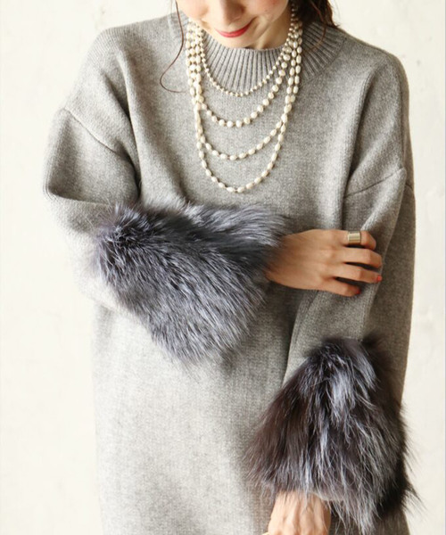 cawaii(カワイイ)の「目を惹く袖元。 リュクスなファーのニットワンピース(ワンピース・レディース・グレー・FREE)」の15枚目の写真