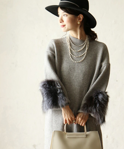 cawaii(カワイイ)の「目を惹く袖元。 リュクスなファーのニットワンピース(ワンピース・レディース・グレー・FREE)」の19枚目の写真