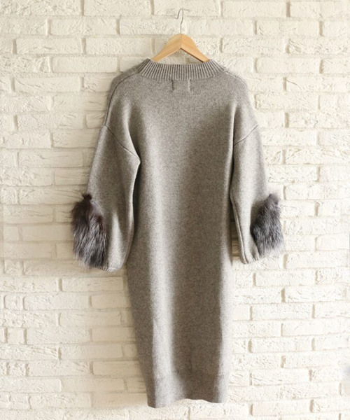 cawaii(カワイイ)の「目を惹く袖元。 リュクスなファーのニットワンピース(ワンピース・レディース・グレー・FREE)」の20枚目の写真