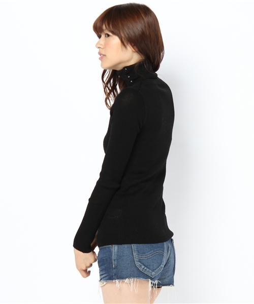 coen（コーエン）の「【InRed/リンネル掲載】ウォッシャブルウールタートルネックセーター（ニット/セーター・レディース・オフホワイト/ブラック/グレー/ナチュラル/ベージュ/レッド/ロイヤルブルー/ネイビー・MEDIUM/LARGE）」の9枚目の写真