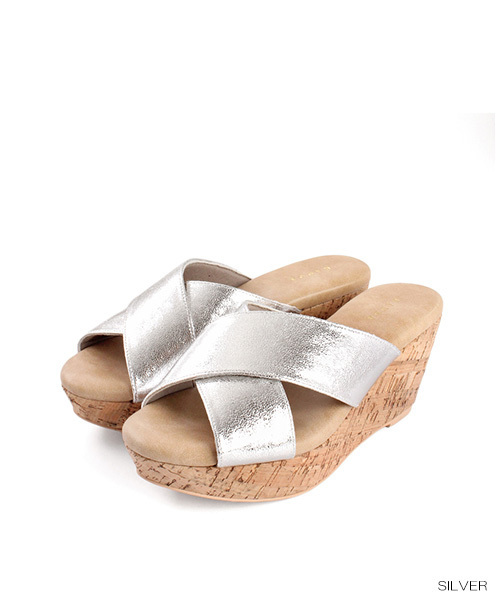 RANDA（ランダ）の「【足にフィットするよう履き心地を追求】クロスウエッジサンダル（サンダル・レディース・ホワイト/シルバー/ブルー/ブラック・SS/S/LL/M/L）」の5枚目の写真