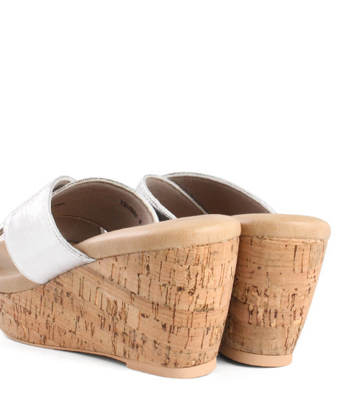 RANDA（ランダ）の「【足にフィットするよう履き心地を追求】クロスウエッジサンダル（サンダル・レディース・ホワイト/シルバー/ブルー/ブラック・SS/S/LL/M/L）」の7枚目の写真