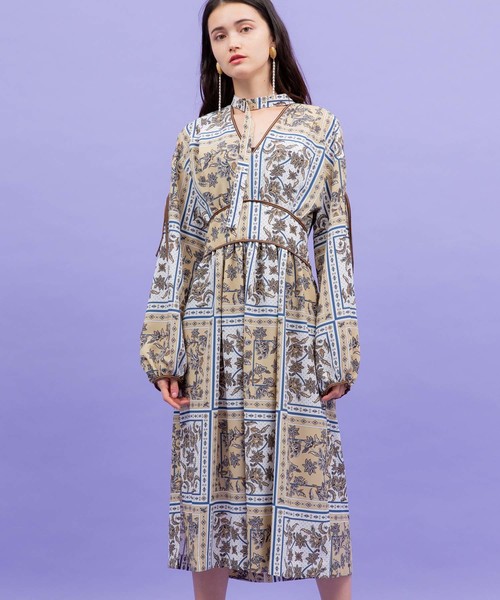 UNITED TOKYO（ユナイテッドトウキョウ）の「ペイズリーパターン