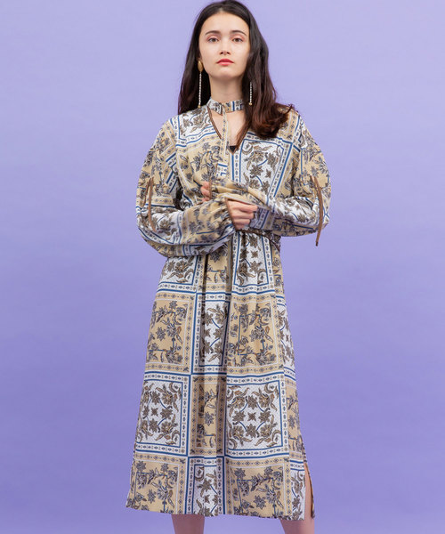 お値下げ　UNITED TOKYO ペイズリー模様ワンピース お値下げ UNITED TOKYO ペイズリー模様ワンピース