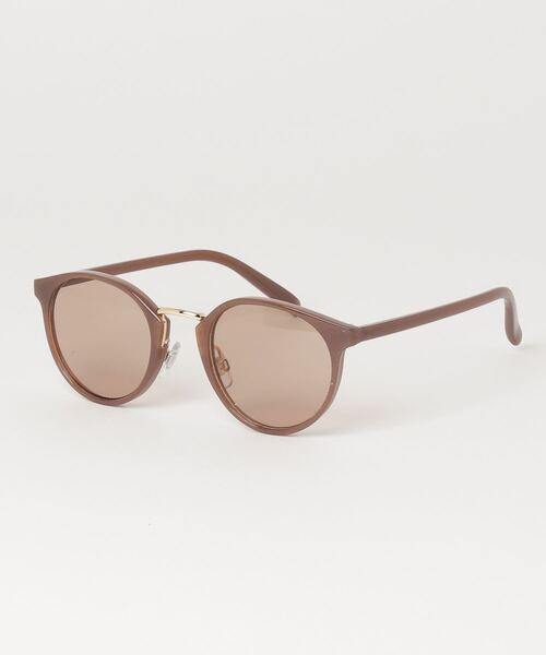 ８(eight)（エイト）の「ボストン サングラス 伊達メガネ 専用ケース付き（サングラス・メンズ・ブラック/ブラウン/ブラック×グレー/ブラック系その他/ブラウン系その他/ブラック×ブルー/ブラック×イエロー/ブラック×ピンク/ブラウン系その他2/ブラウン系その他3/ブラウン系その他4/ゴールド系その他2/ゴールド系その他3/ブラック系その他2/ブラック系その他3/ブラウン系その他5/ブラック系その他4/ブラック×パープル/ブラック×グリーン/ブラック×ゴールド/ゴールド×グレー/ベージュ/ブラック系その他5・FREE）」の19枚目の写真