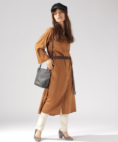 BAYFLOW(ベイフロー)の「コーデュロイスリムストレート(その他パンツ・レディース・ベージュ/オフホワイト/カーキ/チャコール・SMALL/MEDIUM/X-SMALL)」の6枚目の写真