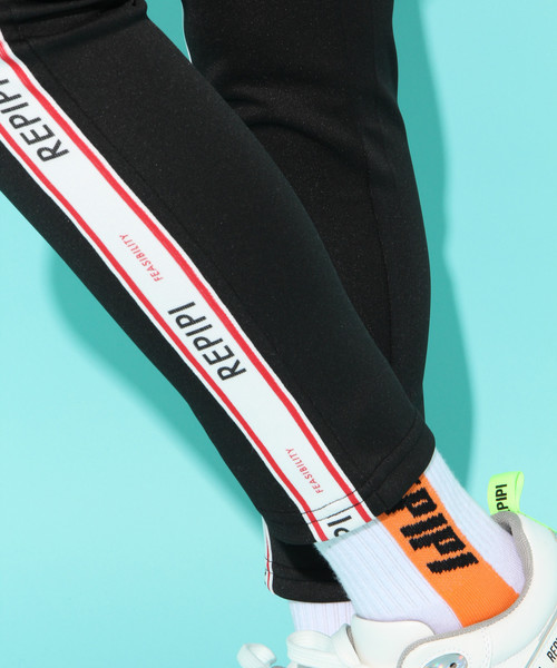 repipi armario（レピピ アルマリオ）の「サイドラインカットレギンス2（その他パンツ・キッズ・ブラック/レッド/その他・SMALL/MEDIUM/LARGE/X-SMALL）」の10枚目の写真