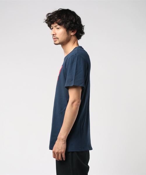 Levi's（リーバイス）の「Levi's/リーバイス バットウイングロゴ Tシャツ（Tシャツ/カットソー・メンズ・ネイビー/ホワイト/ブラック/グレー・L/S/M）」の5枚目の写真