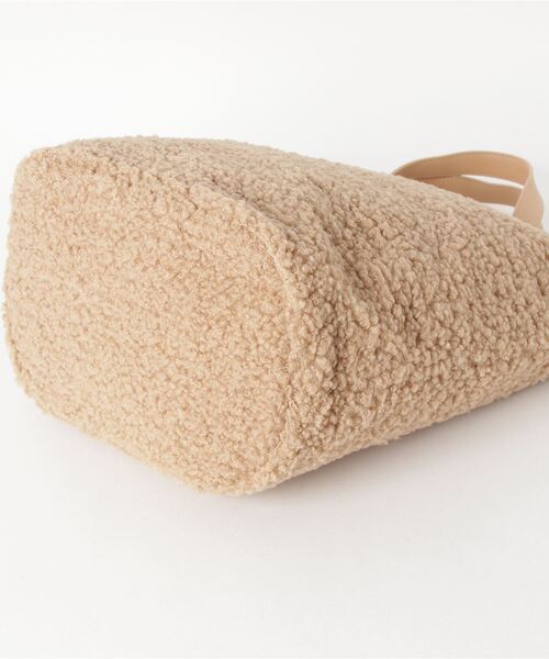 coca（coca）（コカ）の「もこもこシープボアトートバッグ（トートバッグ・レディース・アイボリー/ベージュ/ダークベージュ・ONE SIZE）」の5枚目の写真