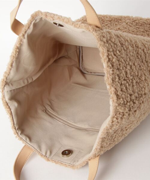coca（coca）（コカ）の「もこもこシープボアトートバッグ（トートバッグ・レディース・アイボリー/ベージュ/ダークベージュ・ONE SIZE）」の6枚目の写真