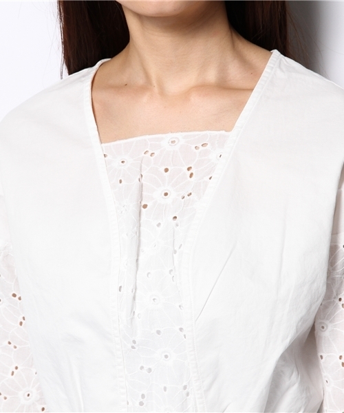 Kastane（カスタネ）の「【Kastane】レース切替ブラウス（シャツ/ブラウス・レディース・オフホワイト/ネイビー・FREE）」の9枚目の写真