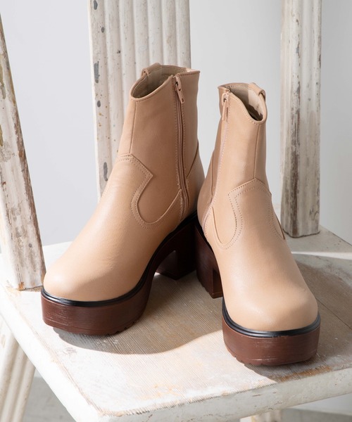 WEGO（ウィゴー）の「WEGO/ウッドソールブーツ（ブーツ・レディース・ベージュ/ブラック・MEDIUM/LARGE）」の14枚目の写真