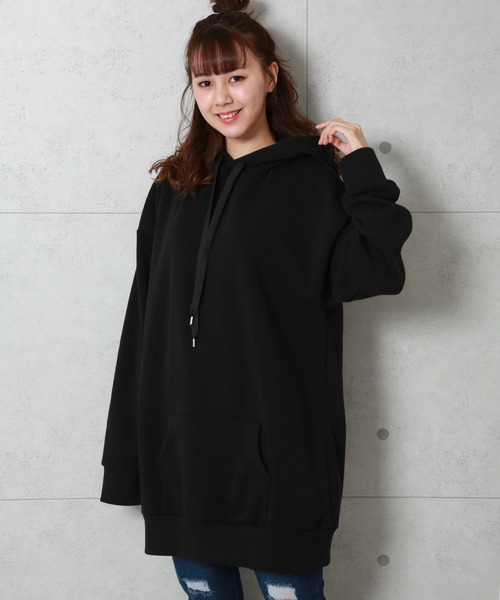 n'ee-ne(ネーネ)の「チュニックトレーナー(パーカー・レディース・オフホワイト/ブラック/モカ/ベージュ・M/L)」の1枚目の写真