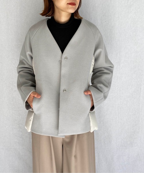 PICCIN（ピッチン）の「ダウン切り替えショートコート（ダウンジャケット/コート・レディース・ブラック/ネイビー/グレイッシュベージュ・M）」の4枚目の写真