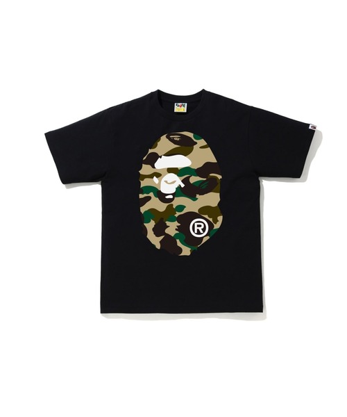 A BATHING APE(アベイシングエイプ)の「1ST CAMO BIG APE HEAD TEE M(Tシャツ/カットソー・メンズ・イエロー×グレー/ブラック×イエロー/ホワイト×グリーン/ブラック×グリーン/ホワイト×イエロー/グレー系その他・MEDIUM/XX-LARGE/LARGE/SMALL/X-LARGE/XXX-LARGE)」の4枚目の写真