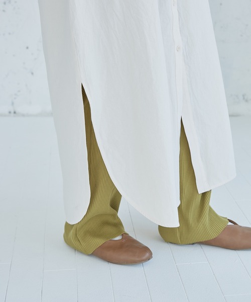 onetome(ワントゥーミー)の「バックオープン マキシ丈コットンワンピース(ワンピース・レディース・ブラウン/オフホワイト・FREE)」の4枚目の写真