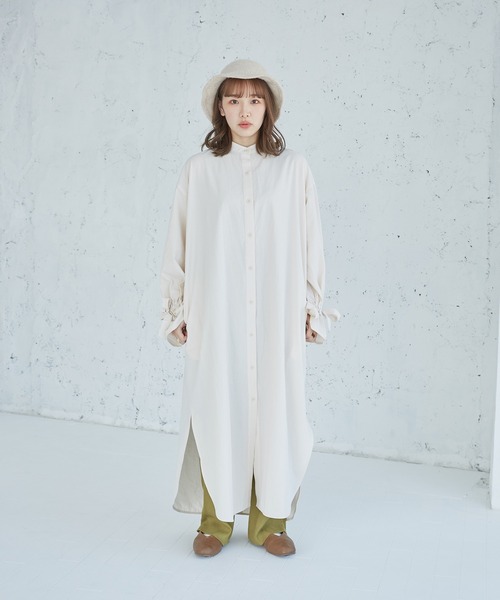 onetome(ワントゥーミー)の「バックオープン マキシ丈コットンワンピース(ワンピース・レディース・ブラウン/オフホワイト・FREE)」の21枚目の写真