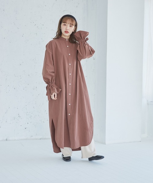 onetome(ワントゥーミー)の「バックオープン マキシ丈コットンワンピース(ワンピース・レディース・ブラウン/オフホワイト・FREE)」の15枚目の写真