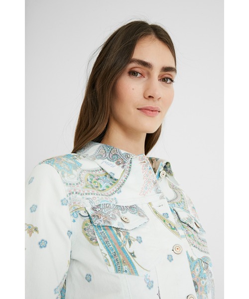Desigual（デシグアル）の「デニムジャケット PALY（デニムジャケット・レディース・ホワイト・S/L/SS/3L/M/2L/4L）」の6枚目の写真