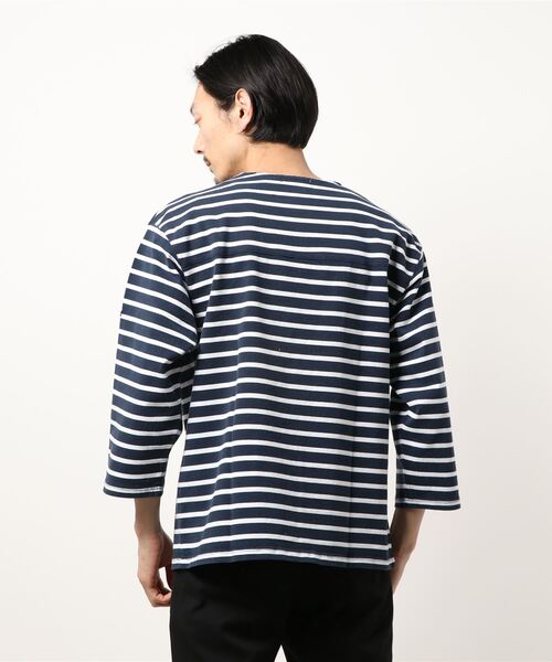 WILD LIFE TAILOR Adam et Rope'（ワイルドテーラーアダムエロペ　）の「【WILD LIFE TAILOR】フェードバスクボーダーフットボールTEE（Tシャツ/カットソー・メンズ・ブラウン系その他2/ネイビー・M/L）」の4枚目の写真