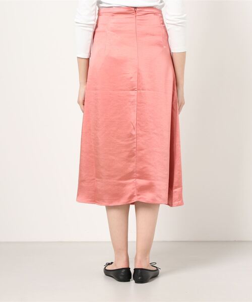 ACCL(エーシーシーエル)の「シルキーサテンマーメイドスカート(スカート・レディース・ピンク/オフホワイト/ブラック・SMALL/MEDIUM)」の5枚目の写真