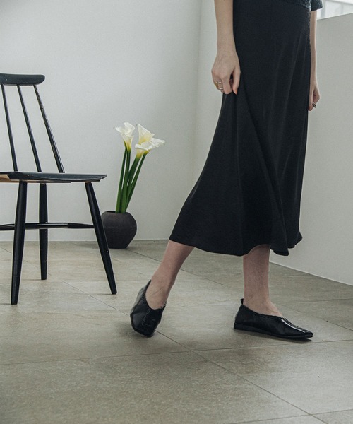 ACCL(エーシーシーエル)の「シルキーサテンマーメイドスカート(スカート・レディース・ピンク/オフホワイト/ブラック・SMALL/MEDIUM)」の10枚目の写真