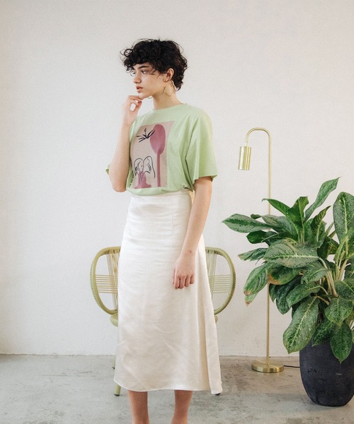 ACCL(エーシーシーエル)の「シルキーサテンマーメイドスカート(スカート・レディース・ピンク/オフホワイト/ブラック・SMALL/MEDIUM)」の14枚目の写真