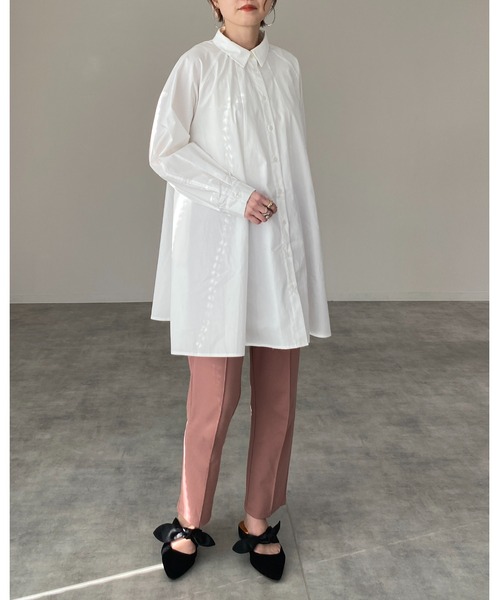 She's Closet（シーズクローゼット）の「Aラインフレアロングチュニックシャツ（チュニック・レディース・ホワイト/ブラック/カーキ/ライトベージュ・FREE）」の8枚目の写真